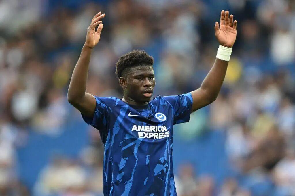 罗马诺：曼联明年仍想引进巴莱巴；记者：奥纳纳现在非常认真考虑租借加盟特拉布宗体育